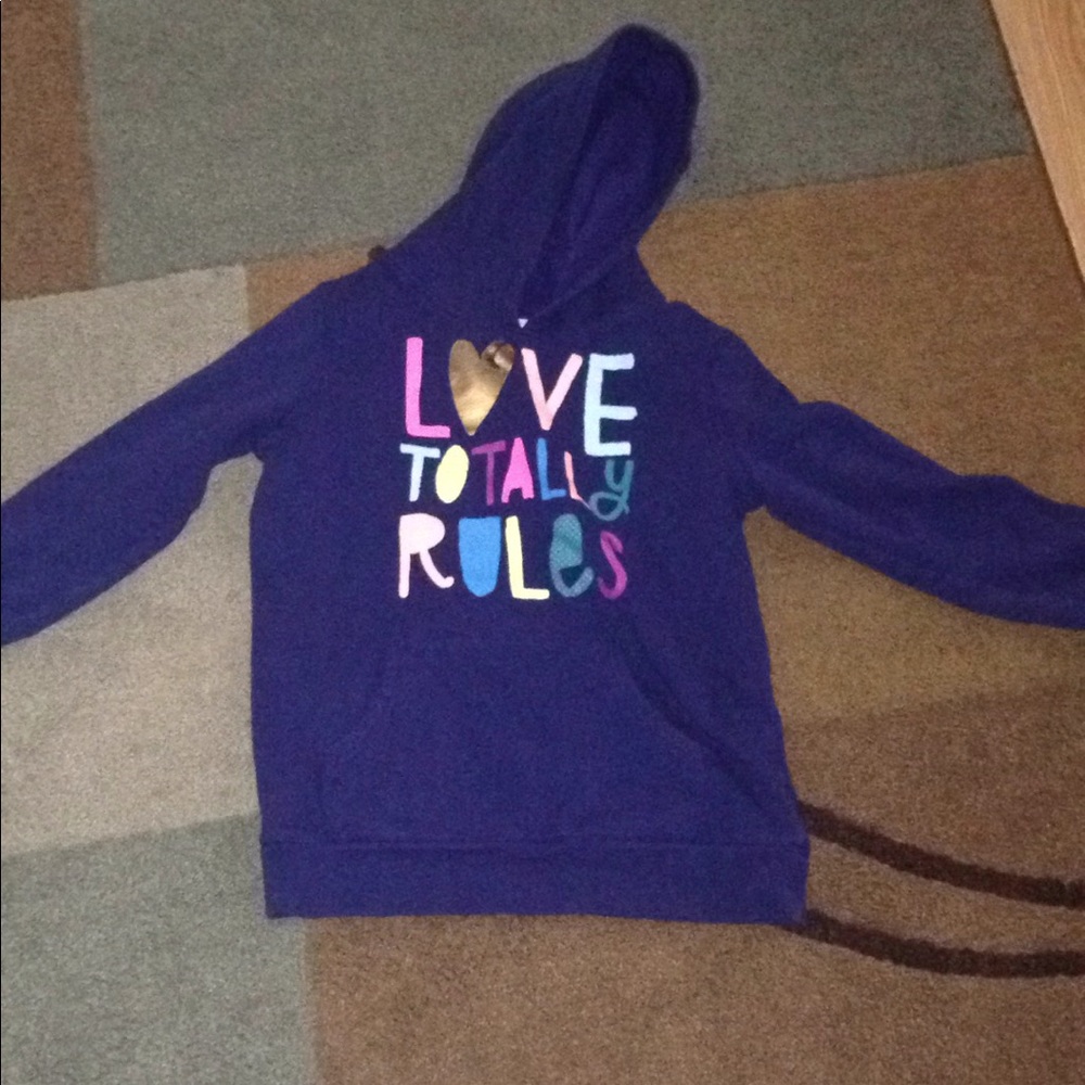 Sweatshirt